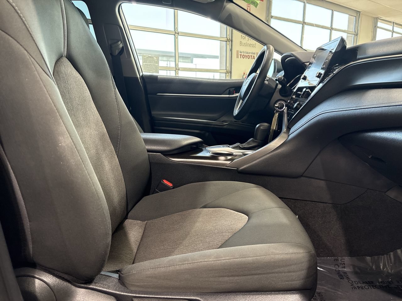 Certified 2022 Toyota Camry LE FWD image 24