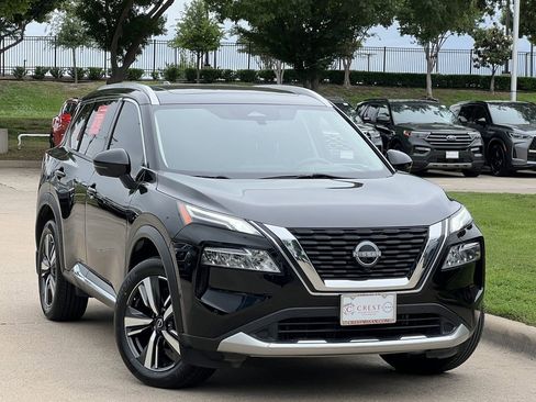 Certified 2023 Nissan Rogue Platinum w/ Platinum Premium Package AWD/4WD image 2