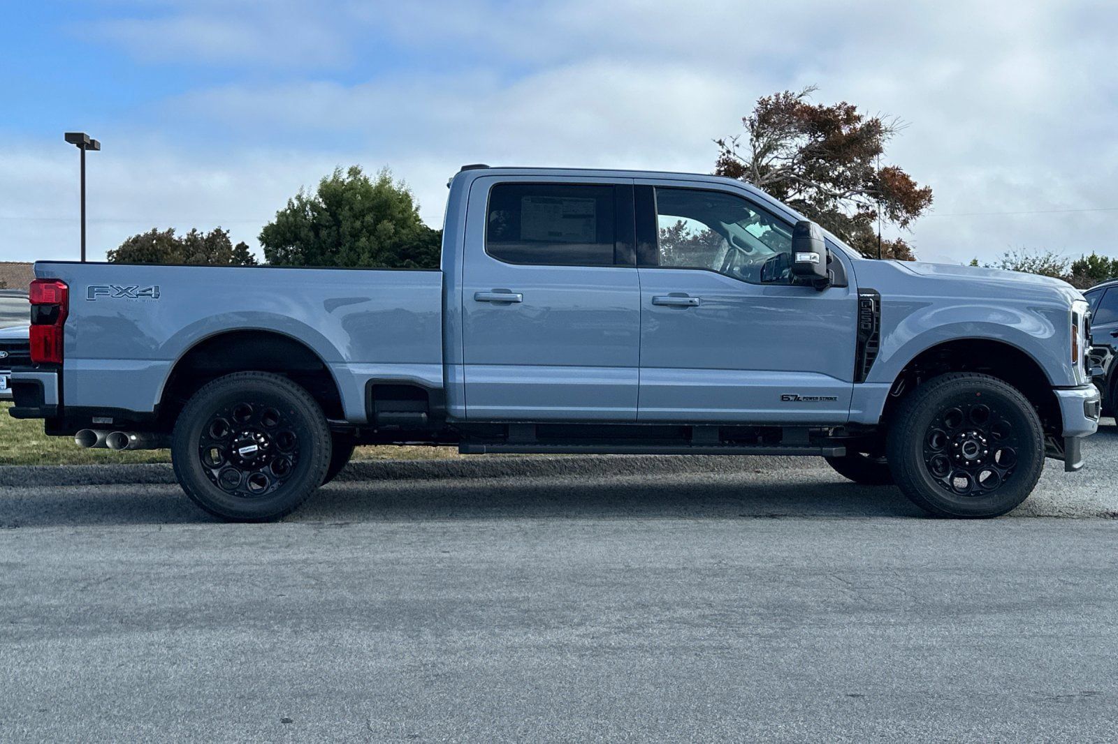 New 2026 Ford F250 Lariat w/ Black Appearance Package AWD/4WD image 6