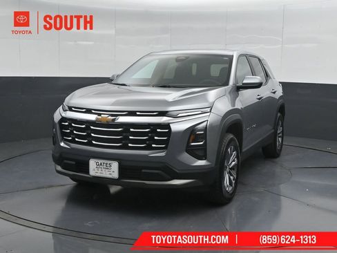 Used 2025 Chevrolet Equinox LT AWD/4WD image 6