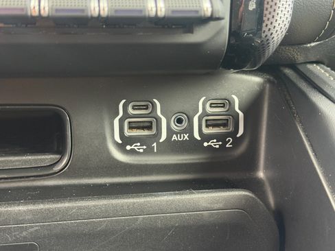 Used 2021 RAM 1500 Limited AWD/4WD image 29