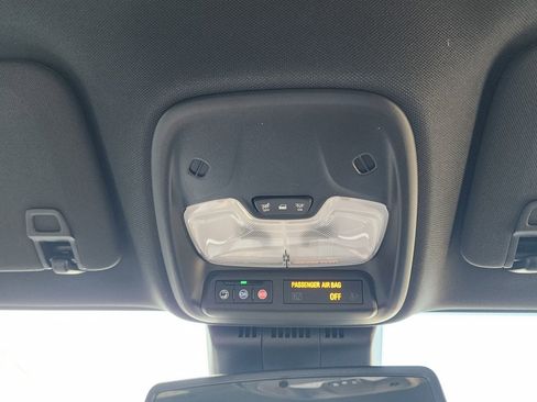 New 2026 GMC Canyon Elevation w/ Convenience Package image 35