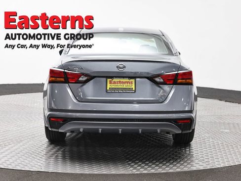 Used 2019 Nissan Altima 2.5 S AWD/4WD image 6
