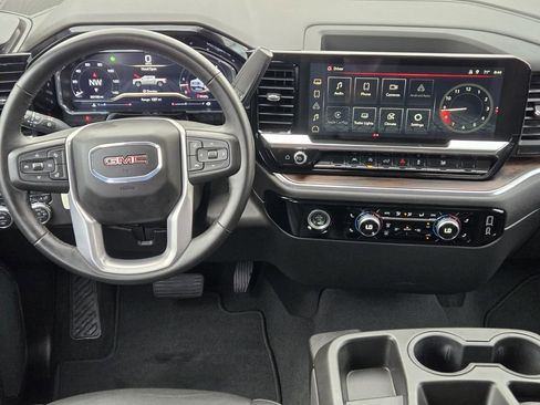 Used 2024 GMC Sierra 1500 SLT image 24
