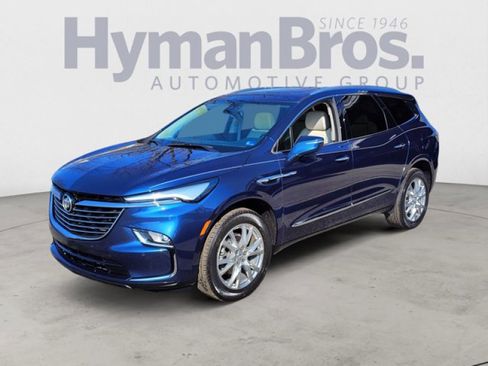 Used 2023 Buick Enclave Essence w/ Experience Buick Package image 7