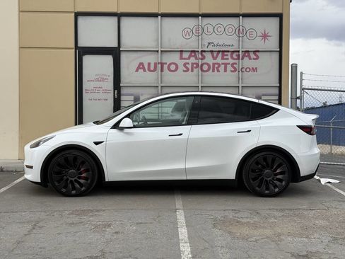 Used 2022 Tesla Model Y Performance image 33