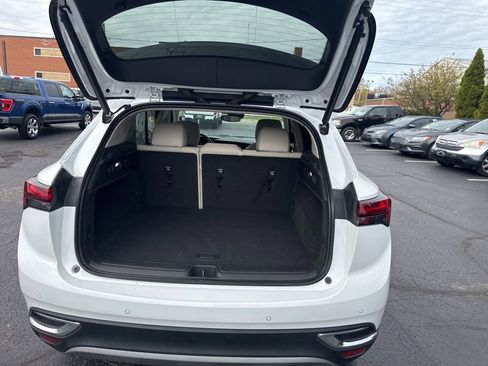 Used 2022 Buick Envision Essence w/ Safety Package image 51