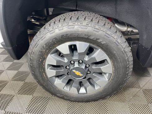 New 2026 Chevrolet Silverado 3500 LT w/ Safety Package image 19