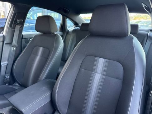 Used 2025 Honda Civic Sport image 28