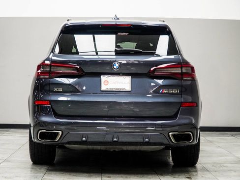 Used 2022 BMW X5 M50i w/ Premium Package image 12