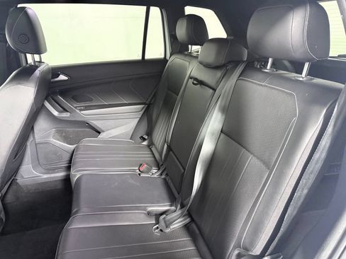 Used 2022 Volkswagen Tiguan SE R-Line AWD/4WD image 25