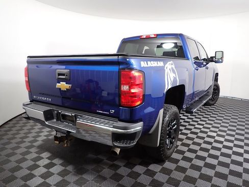 Used 2017 Chevrolet Silverado 2500 LT AWD/4WD image 18