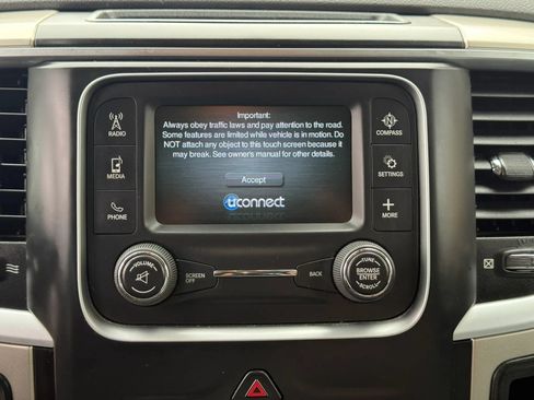 Used 2016 RAM 1500 Classic SLT RWD image 20