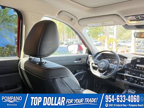 Used 2024 Nissan Pathfinder SL w/ SL Premium Package FWD image 20