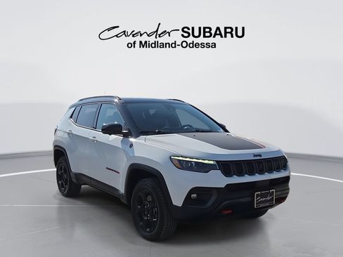 Used 2023 Jeep Compass Trailhawk w/ Trailhawk Elite Group AWD/4WD image 1