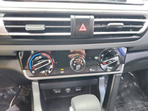 Used 2021 Kia Seltos LX AWD/4WD image 23