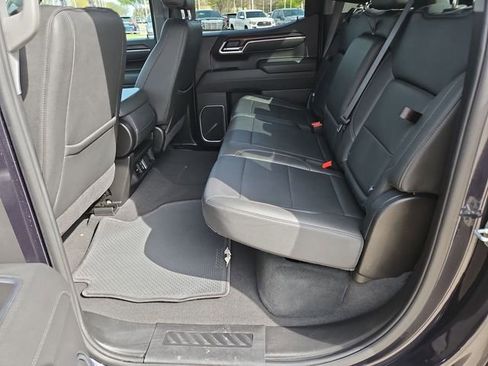 Used 2025 GMC Sierra 1500 SLT image 24
