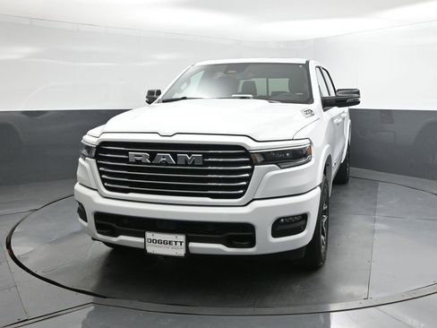 New 2026 RAM 1500 Laramie AWD/4WD image 30