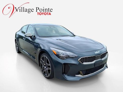 Used 2022 Kia Stinger GT1 AWD/4WD image 5