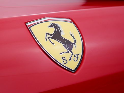 Used 2016 Ferrari California T RWD image 26