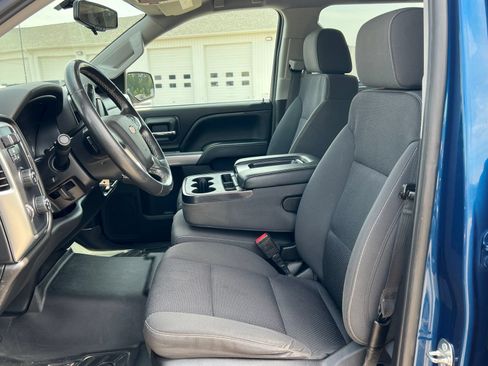Used 2018 Chevrolet Silverado 1500 LT w/ All Star Edition AWD/4WD image 4
