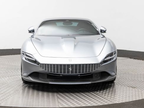 Certified 2024 Ferrari Roma RWD image 10