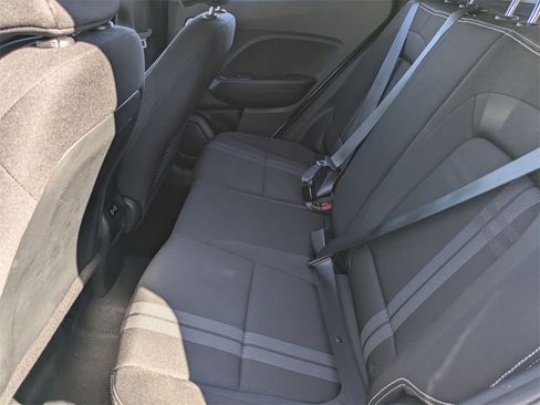 Used 2025 Hyundai Venue SEL image 26