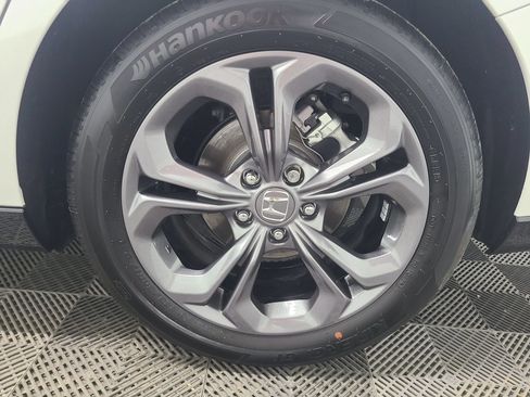 Used 2026 Honda Accord EX-L image 18