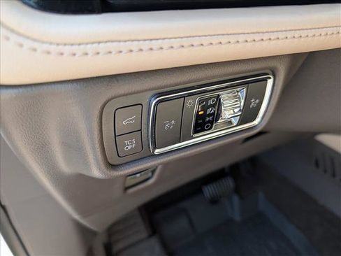 Used 2022 Lincoln Nautilus Reserve w/ Equipment Group 201A AWD/4WD image 33