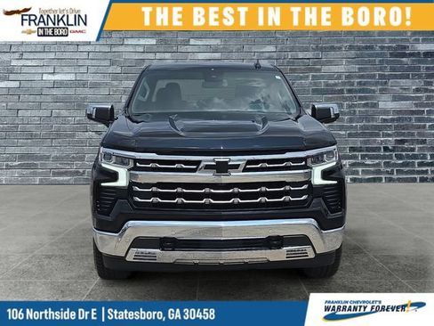 Used 2025 Chevrolet Silverado 1500 LTZ w/ Z71 Off-Road Package AWD/4WD image 9
