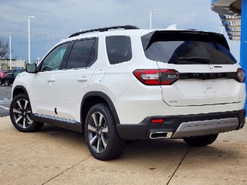 Used 2023 Honda Pilot Elite image 5