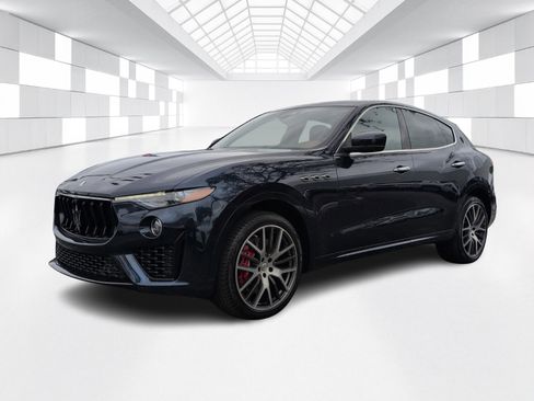 Used 2022 Maserati Levante Modena image 3