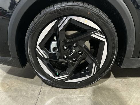 New 2025 Kia K4 EX image 18