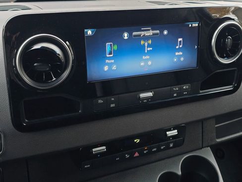 New 2025 Mercedes-Benz Sprinter 2500 image 29