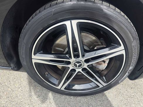 Used 2022 Mercedes-Benz A 220 4MATIC image 9