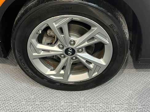 Used 2023 Hyundai Kona SEL w/ Cargo Package FWD image 9