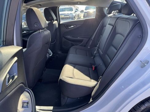Used 2024 Chevrolet Malibu LT image 13