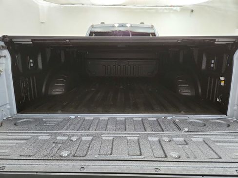 Used 2024 Ford F450 Platinum w/ FX4 Off-Road Package image 30