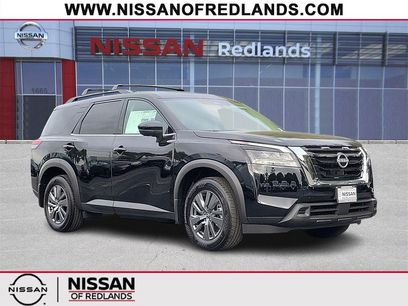 New 2025 Nissan Pathfinder SV
