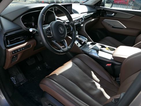 Used 2023 Acura MDX SH-AWD w/ Advance Package image 12