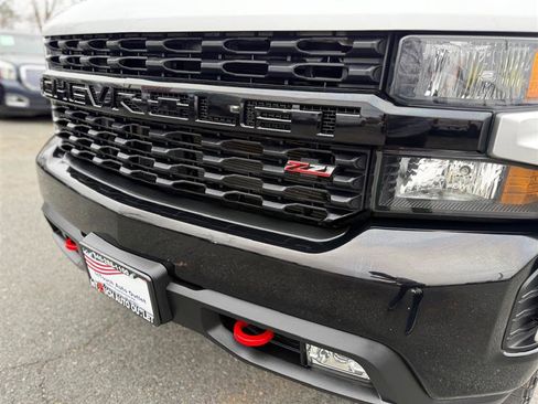 Used 2019 Chevrolet Silverado 1500 Custom Trail Boss w/ Custom Convenience Package image 9