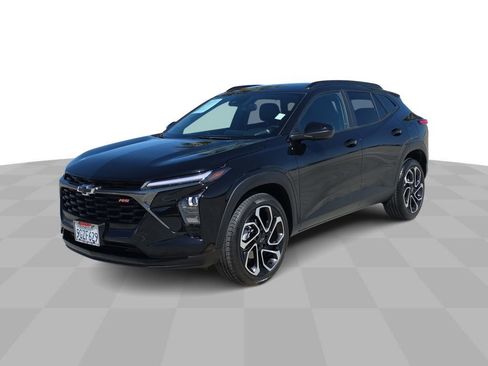 Used 2024 Chevrolet Trax RS w/ Driver Confidence Package image 1