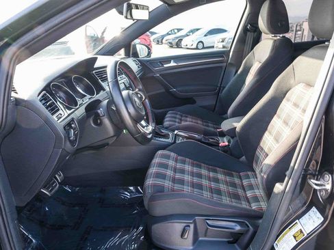 Used 2018 Volkswagen GTI S FWD image 19