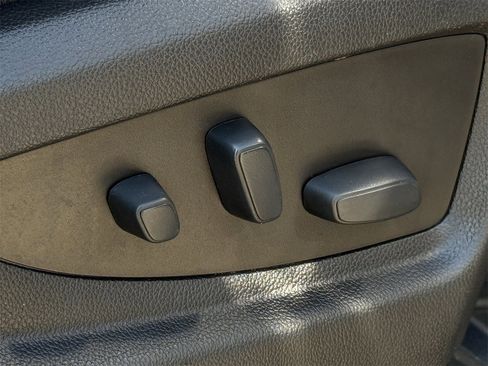 Used 2019 Chevrolet Tahoe LS image 22