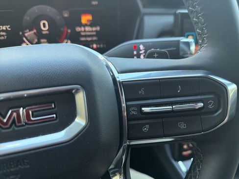 Certified 2025 GMC Terrain Elevation w/ Elevation Premium Package image 25