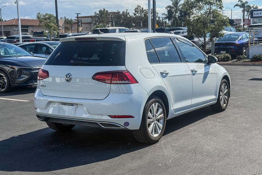 Used 2020 Volkswagen Golf 4-Door FWD image 7