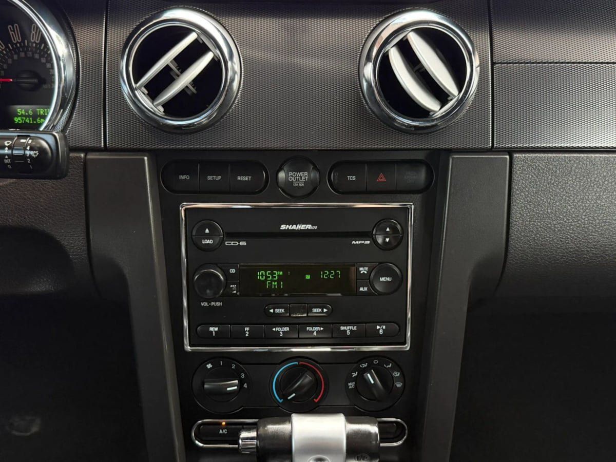 Used 2007 Ford Mustang GT Premium RWD image 46