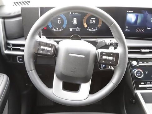 Used 2025 Hyundai Santa Fe SEL AWD/4WD image 17