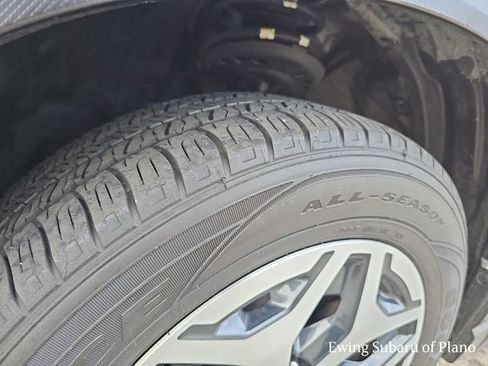 Used 2020 Subaru Forester Premium image 28