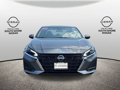 Certified 2025 Nissan Altima 2.5 SL FWD image 2